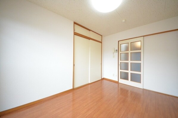 プレスト日新の物件内観写真